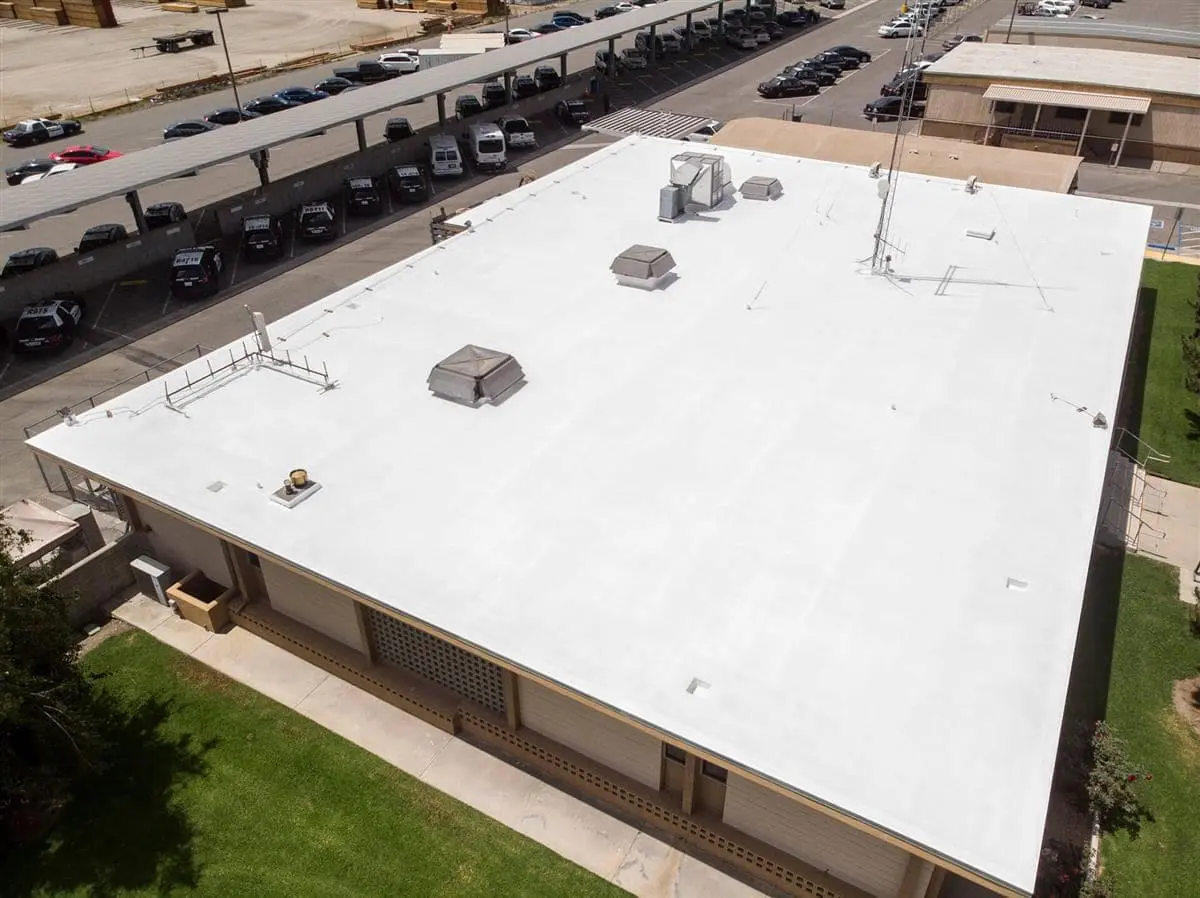 After Everest Systems Jacksonville Commercial Roof Replacement